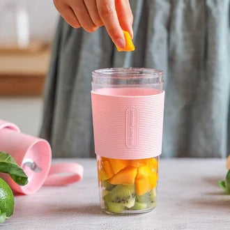 Mini Fruit Juicer Trendy zone